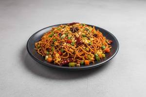 Schezwan egg noodles