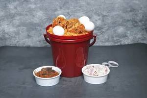 Chicken 5 To 6 Members Bucket Biryani Family Group Pack