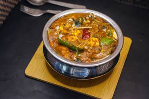 Kadaai Paneer