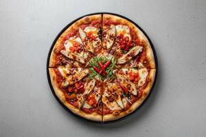 Hot and Spicy Chicken Pizza