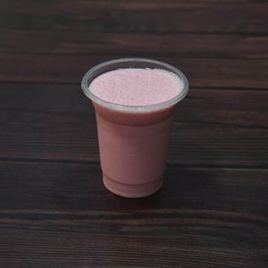 Strawberry lassi