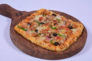 Chicken special pizza