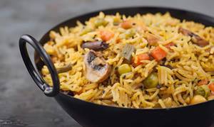 Schezwan Mushroom Fried Rice