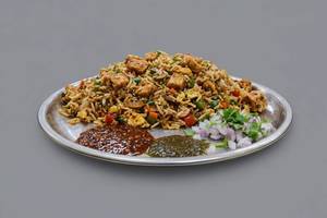 Schezwan Chicken Fried Rice