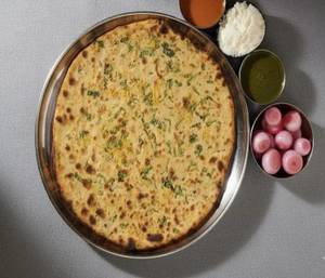 Gobhi Parantha (1pc)