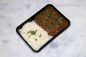 Pindi Chole Rice Mix + Onion Salad [Serves 1]