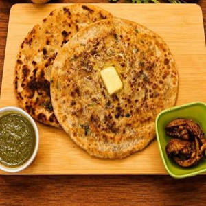 Aloo Pyaaz Paratha(2pc)