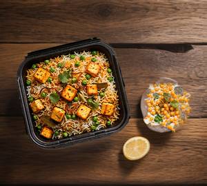 Veg Biryani With Raita