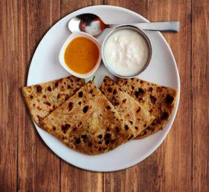 2 Pyaz Paratha
