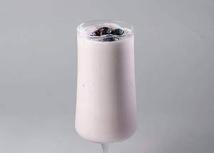 Black Current Shake