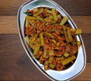 Gwarfali With Butter Tava Roti