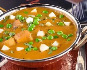 Matar Paneer
