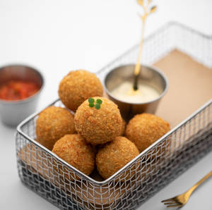 Dutch- Style Chicken Meatballs