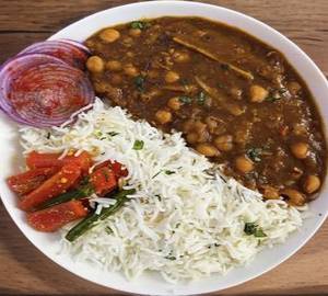 Chole Chawal Full Plate