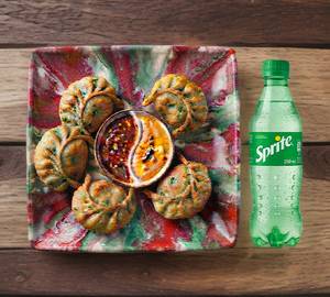 Combo Fried Veg Schezwan Momos 5-Qty & Sprite 250Ml