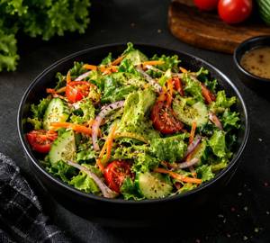 Fresh Green Salad bowl (green salad)