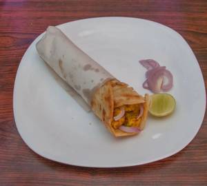 Paneer Roll (1 Pc) (o)