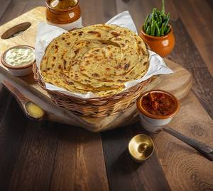 Laccha paratha