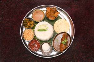 Chicken Thali (o)
