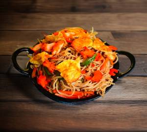 Egg Chicken Chowmin