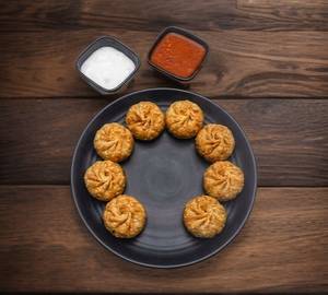 Fried Veg Momos (8 Piece)