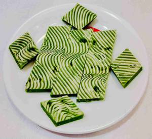 KAJU KIWI BURFI 500GM