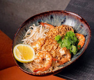 Yasai Yaki Udon Noodle Prawns