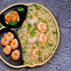 Egg Prawns Fried Rice (1000 Ml) (o)