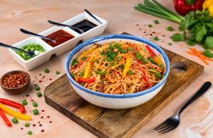 Veg Chilli Garlic Noodles