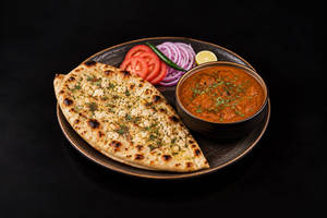 Paneer Naan With Gravy