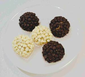 KAJU CHOCOCHIPS LADDU 500GM