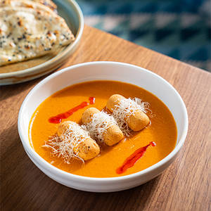 Classic Malai Kofta, Sesame Garlic Naan