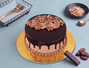Choco Cream Cake (~500gm)