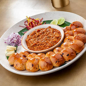 Bombay Pao Bhaji, Caramelised Onion Pao