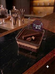 Belgian Chocolate Kitkat Cheese Dessert Tub