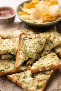 Naga Chilli Cheese Garlic Bread