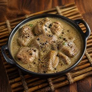 Chicken Kali Mirch With White Gravy