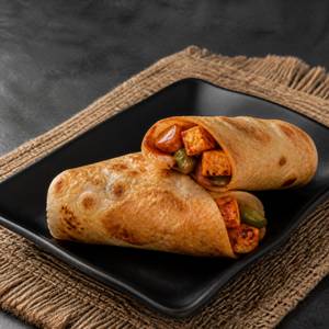 Egg Chilli Paneer Roll