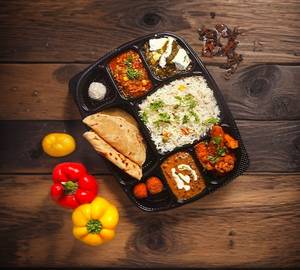Thali (Paneer)