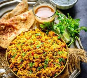 Egg Bhurji With 2 Paratha