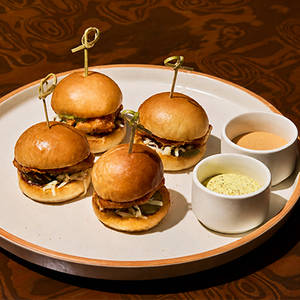 Fried Chicken Bun, Kolkata Mustard, Pickle