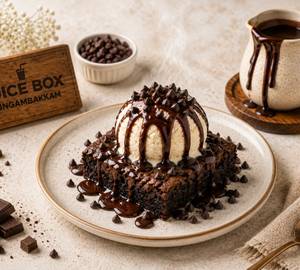 Brownie with ice cream