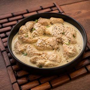 Chicken In Butter Cream Garlic Sauce