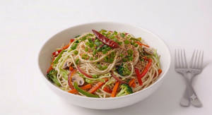 Veg Hakka Noodles