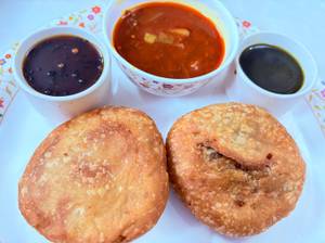 Bikaneri Dal Kachori - 2 Pcs