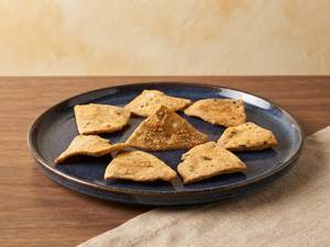 Masala Mathri
