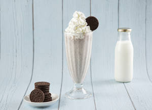 Overloaded Oreo Milkshake