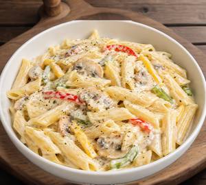 White Sauce Pasta