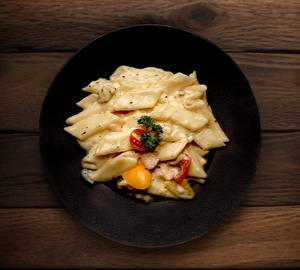 Alfredo Veg Penne Pasta