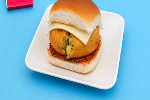 Vada Pav With Cheese